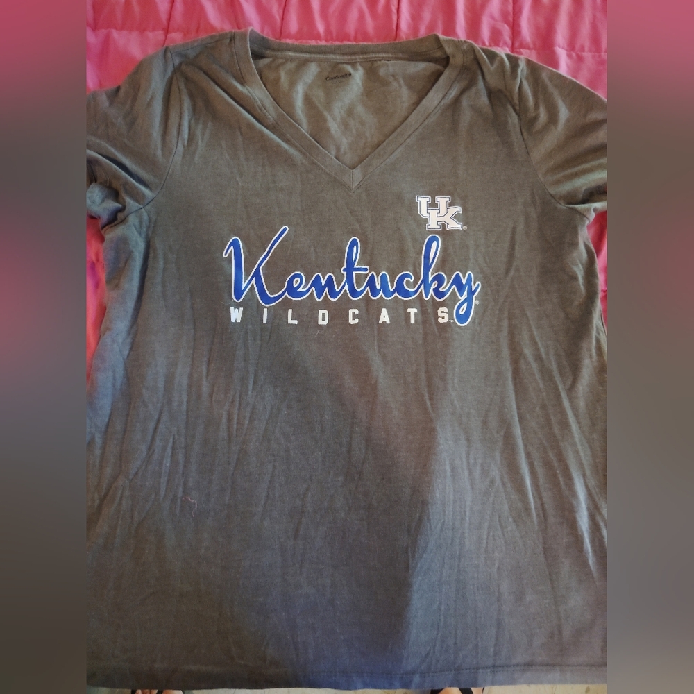 Kentucky Wildcats Women's Fitted Tees